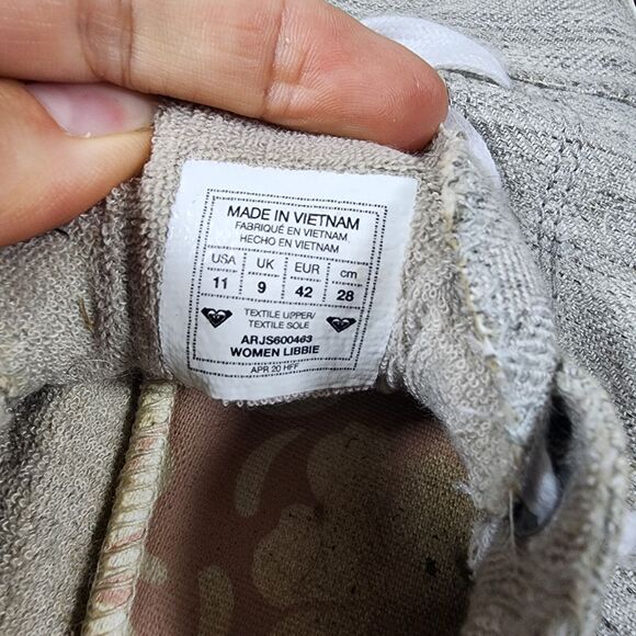 Roxy Libbie Low Top Grey Women's Size 11 - Picture 9 of 10